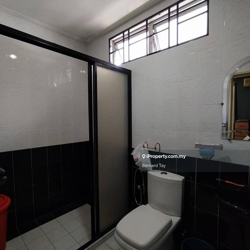 Semi-Detached House for Sale in SS 4 Kelana Jaya, Petaling Jaya by Bernard Tay - iProperty.com.my