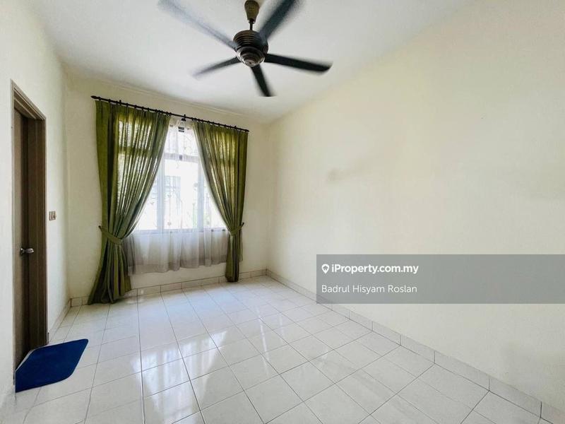 Bungalow House for Sale in Jentayu Timur Enstek, Bandar Enstek by Badrul Hisyam Roslan - iProperty.com.my