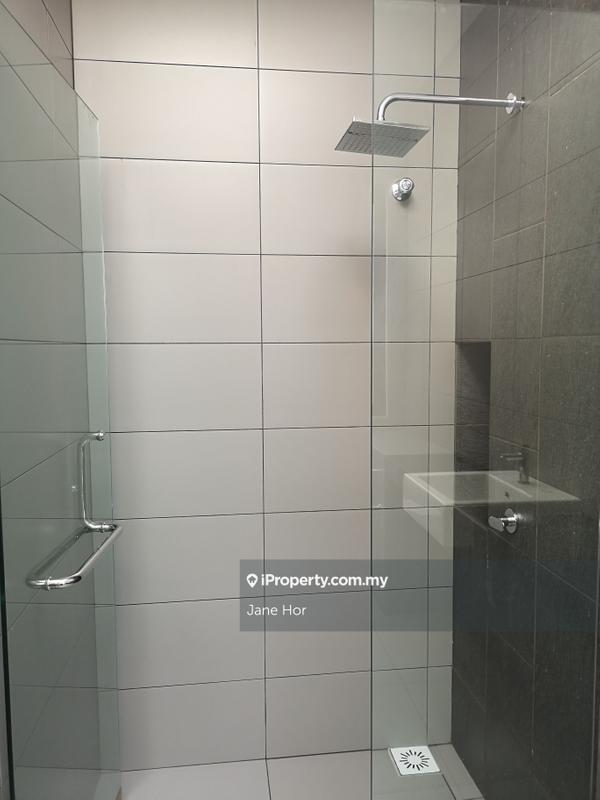 Townhouse for Sale in 16 Sierra, Puchong by Jane Hor - iProperty.com.my