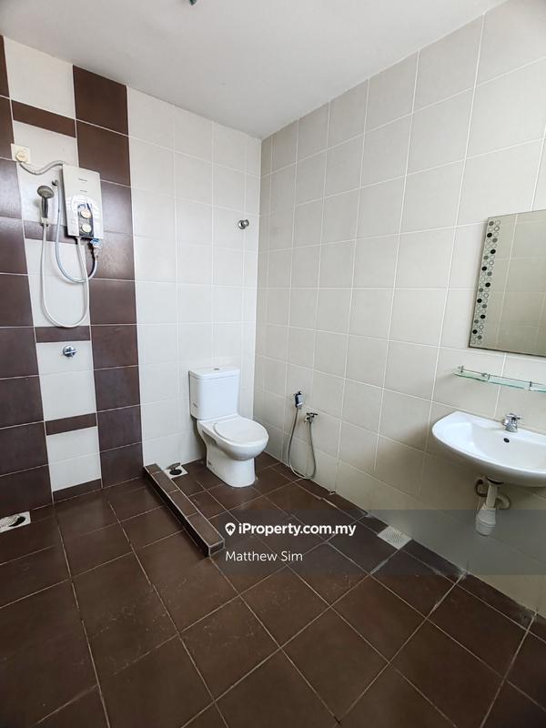 Townhouse for Rent in ut2ph, Tanjong Duabelas by Matthew Sim - iProperty.com.my