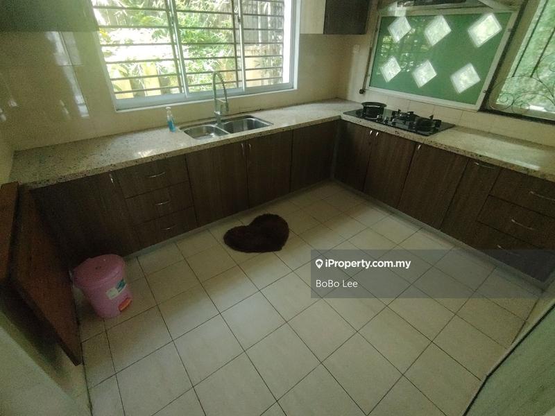 Rumah Berkembar untuk Dijual di Taman Overseas Union (Taman Oug), Jalan Klang Lama (Old Klang Road) oleh BoBo Lee - iProperty.com.my