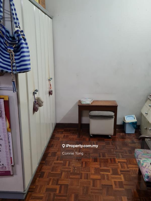 Semi-Detached House for Sale in Sea Park, Petaling Jaya by Connie Tong - iProperty.com.my
