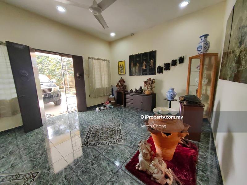 Bungalow House for Sale in Seksyen 4, Petaling Jaya by Aaron Chong - iProperty.com.my
