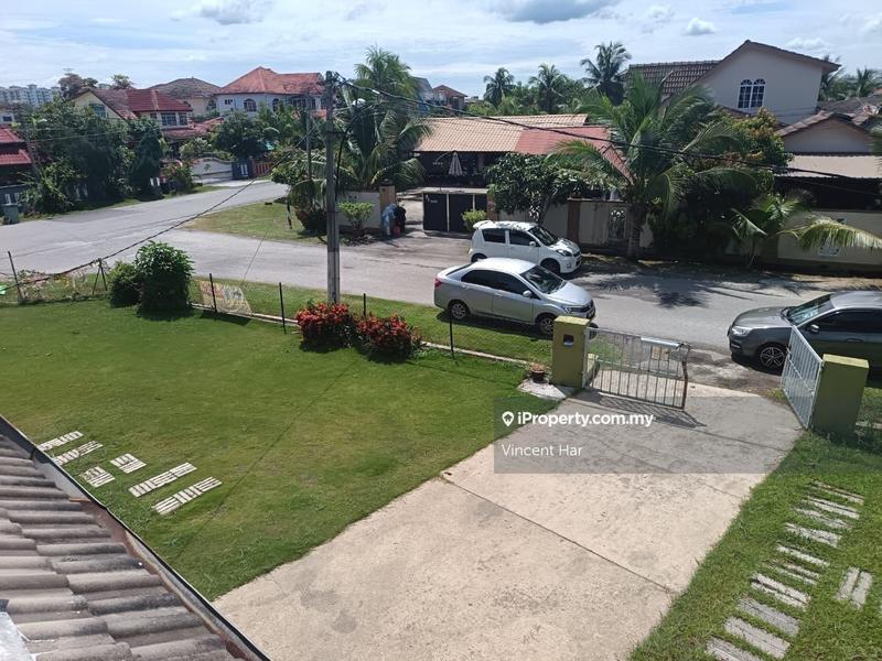 Bungalow House for Sale in Taman Desa Bayu, Seri Manjung by Vincent Har - iProperty.com.my