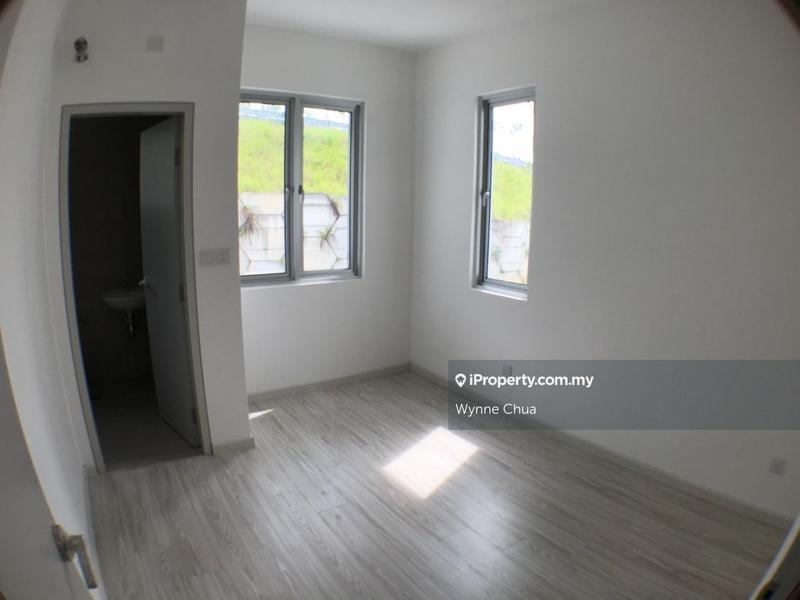 Rumah Berangkai 2 Tingkat untuk Dijual di Kota Emerald, Rawang oleh Wynne Chua - iProperty.com.my