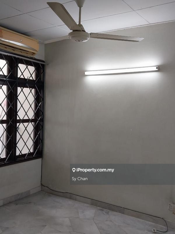 1.5-storey Terraced House for Sale in BK 2 Bandar Kinrara Puchong 1.5 Storey House, Bandar Kinrara by Sy Chan - iProperty.com.my