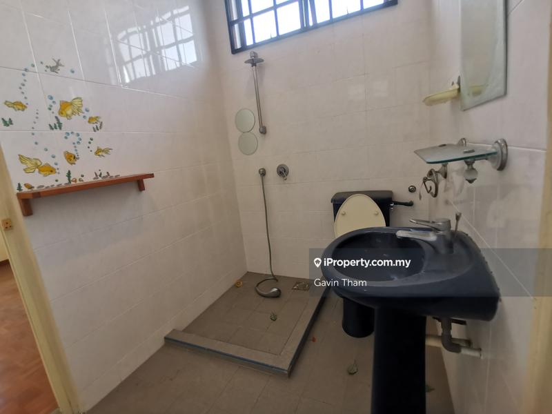 Semi-Detached House for Sale in Taman Overseas Union (Taman Oug), Jalan Klang Lama (Old Klang Road) by Gavin Tham - iProperty.com.my