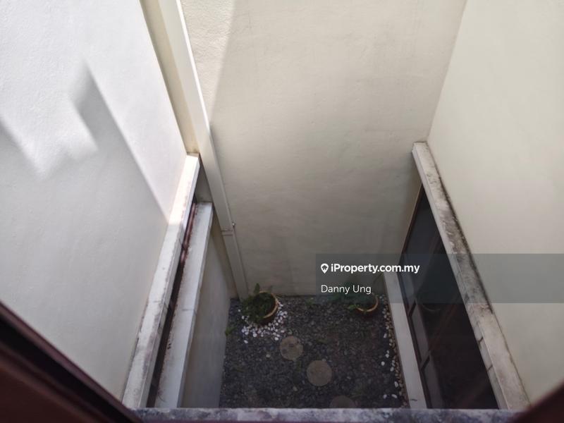 Rumah Berangkai 3 Tingkat untuk Dijual di yzn2g, Batu oleh Danny Ung - iProperty.com.my