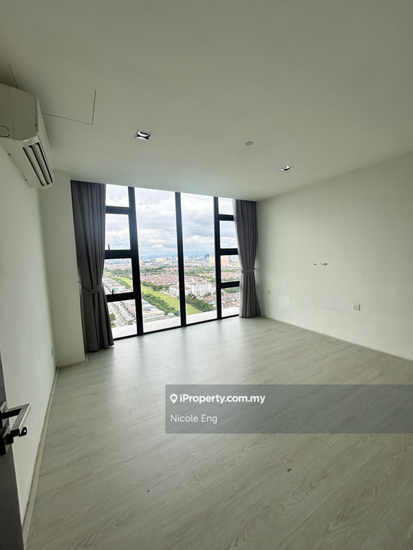 Residensi Servis untuk Dijual di The Square SOHO @ One City USJ 25 oleh Nicole Eng - iProperty.com.my
