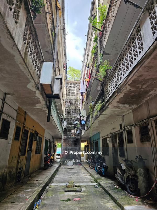 Rumah Flat untuk Dijual di United Garden (Taman Lee Yan Lian) oleh Jacob Simmon - iProperty.com.my