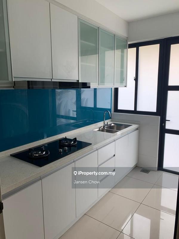 Rumah Bandar untuk Dijual di Taman Bukit Serdang, Seri Kembangan oleh Jansen Chow - iProperty.com.my