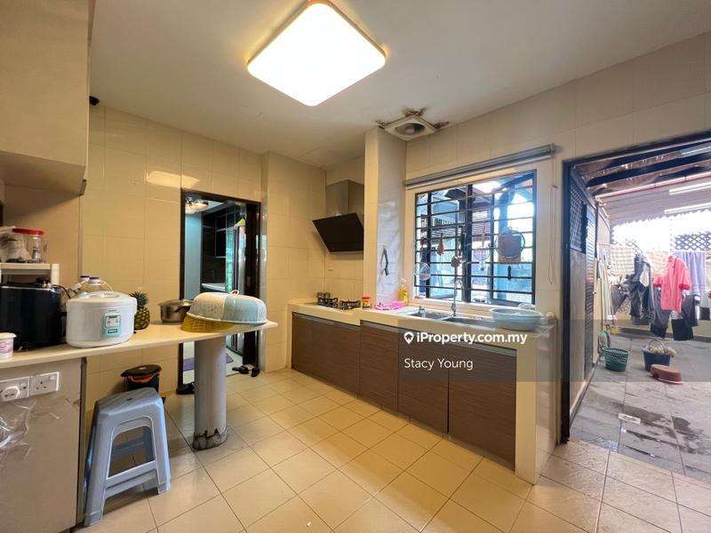 Rumah Berkembar untuk Dijual di Taman Bukit Prima, Cheras oleh Stacy Young - iProperty.com.my