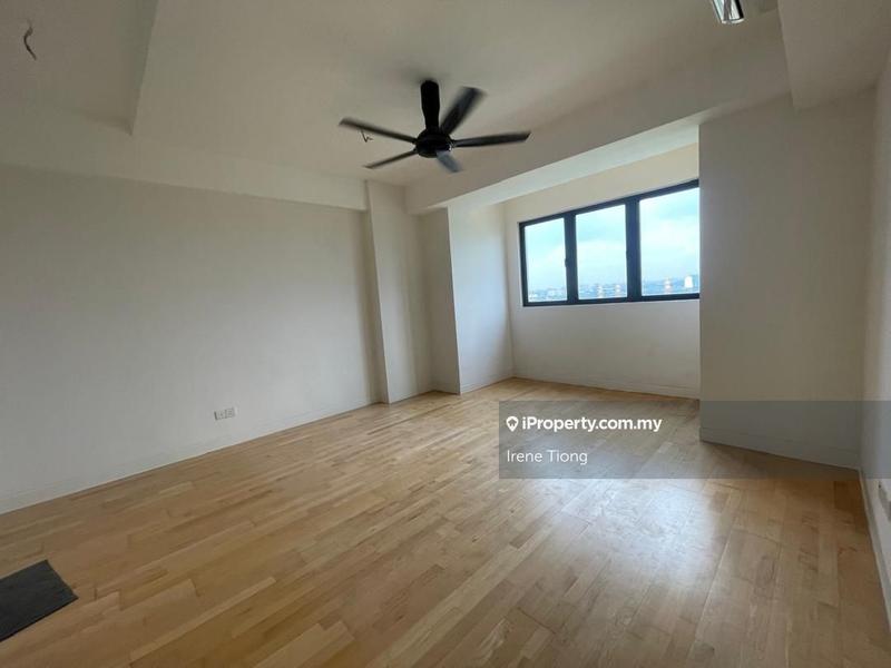 Kediaman Servis untuk Dijual di Radia Residences oleh Irene Tiong - iProperty.com.my