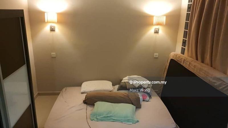 For Rent - Red Ruby 2