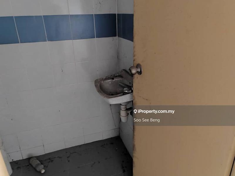 Pejabat-Runcit untuk Dijual di Flora Damansara commercial lot, Damansara Perdana oleh Soo See Beng - iProperty.com.my