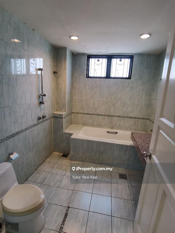 Bungalow House for Sale in Ampang Hilir, Ampang by Kee Yoke Yew - iProperty.com.my