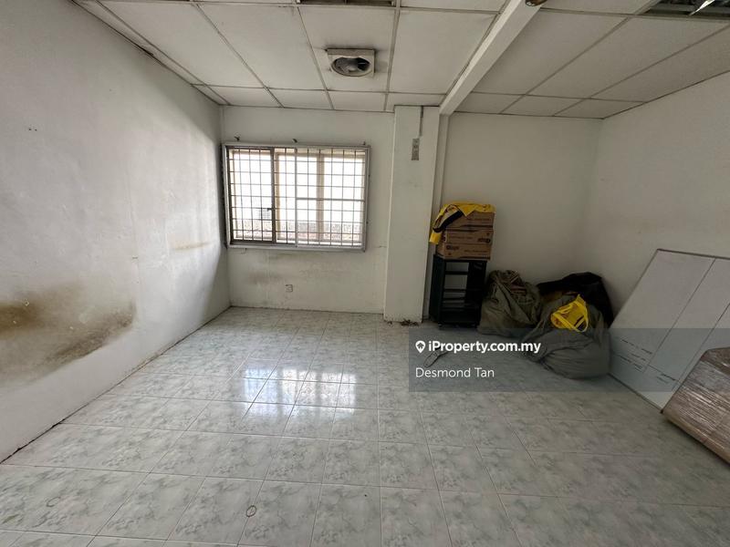 Bungalow House for Sale in Seksyen 17, Petaling Jaya by Desmond Tan - iProperty.com.my