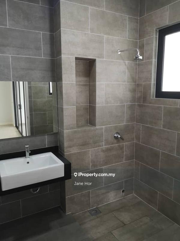 Rumah Berangkai 3 Tingkat untuk Dijual di 16 Sierra, Puchong oleh Jane Hor - iProperty.com.my