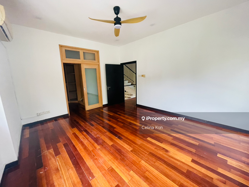 3-storey Terraced House for Sale in Valencia, Sungai Buloh by Celina Koh - iProperty.com.my