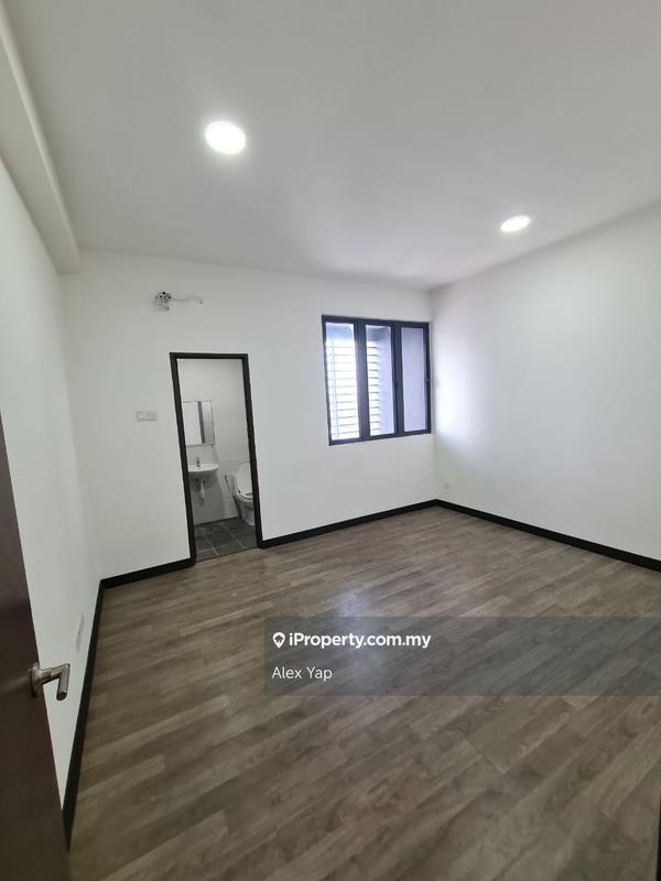 Service Residence for Sale in Service Residence @ Landmark Residence 2 by Alex Yap - iProperty.com.my