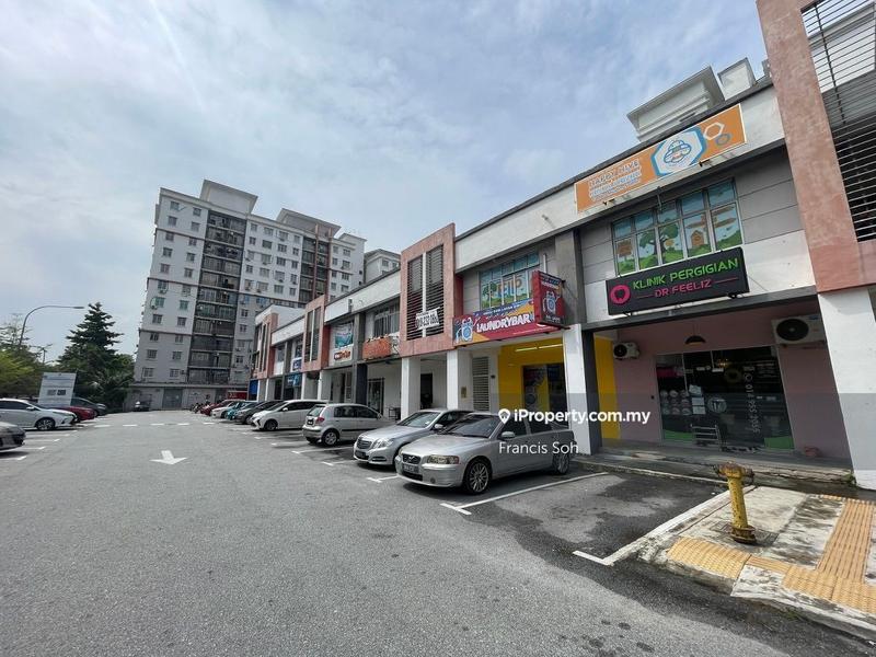 For Sale - Facing Main Road With Good Return, Presint 11