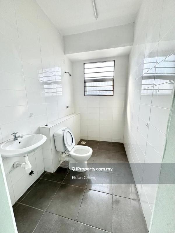 Rumah Berangkai 3 Tingkat untuk Dijual di Taman Bangi Avenue, Bangi oleh Eldon Chong - iProperty.com.my