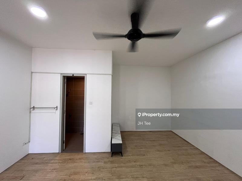 Rumah Bandar untuk Dijual di The Vale @ Sutera Damansara Damai Pj, Damansara Damai oleh JH Tee - iProperty.com.my