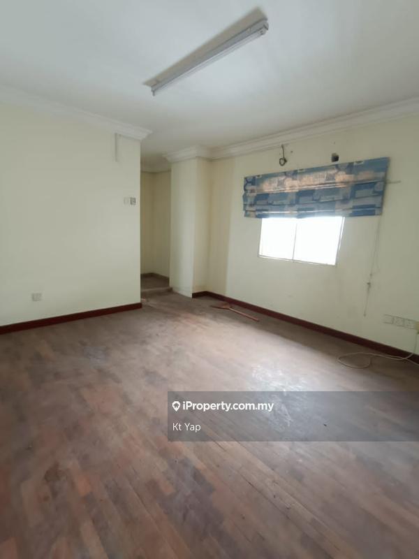 Condominium for Sale in Amadesa Resort Condominium by Kt Yap - iProperty.com.my