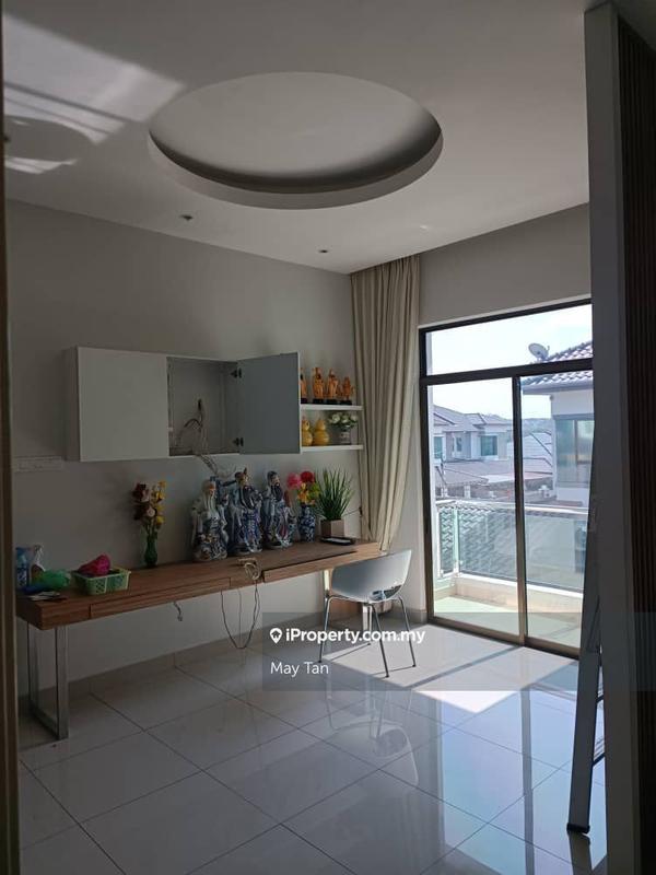 Rumah Berkembar untuk Dijual di Taman Kluang Indah, Kluang oleh May Tan - iProperty.com.my