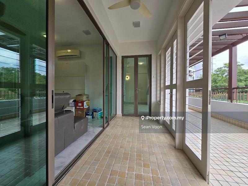 For Sale - Ara Hill Condominium