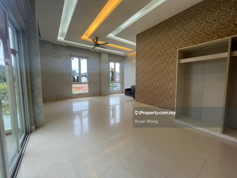 Bungalow House untuk Dijual di Country Heights, Kajang oleh Bryan Wong - iProperty.com.my