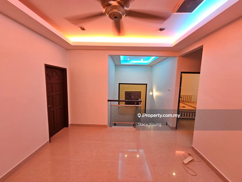 Rumah Berangkai 2 Tingkat untuk Dijual di Sungai Long, Bandar Sungai Long oleh Stacy Young - iProperty.com.my