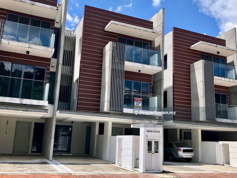 Townhouse for Sale in Sutera Damansara, Damansara Damai by Jennifer Yap - iProperty.com.my