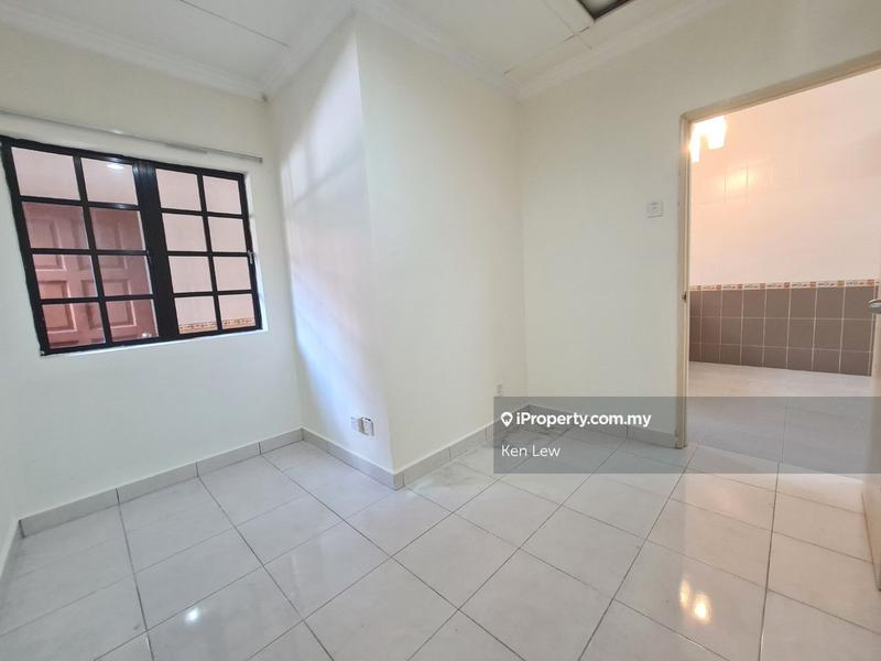 Rumah Berangkai 2 Tingkat untuk Dijual di Bandar Tun Hussein Onn, Cheras oleh Ken Lew - iProperty.com.my