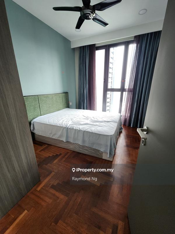 For Sale - Bloomsvale Menara Vista Petaling