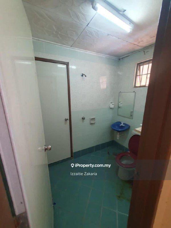 1-storey Terraced House for Sale in End Lot Terrace Seksyen 4 Bangi, Bangi by Izzaitie Zakaria - iProperty.com.my