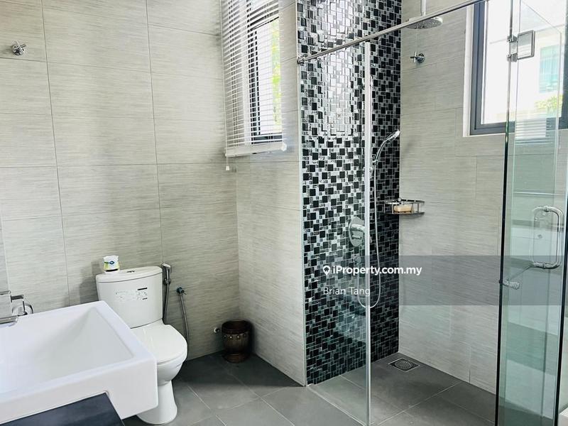 Bungalow House for Sale in Bandar Damansara Perdana, Damansara Perdana by Brian Tang - iProperty.com.my