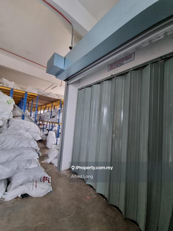 For Rent - Facing Road 4sty Semi-d Commercial Shop , Seri Kembangan