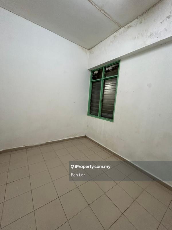 Flat for Sale in Pusat Bandar Puchong by Ben Lor - iProperty.com.my
