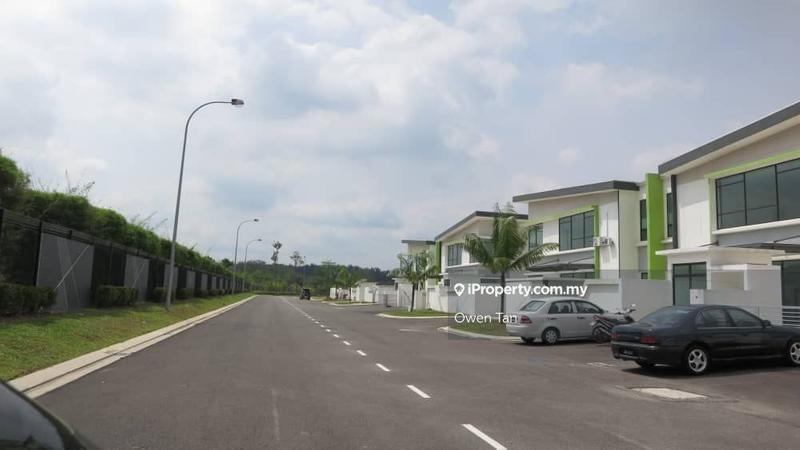 Kilang Berkembar untuk Dijual di Setia Businss Park, Gelang Patah oleh Owen Tan - iProperty.com.my