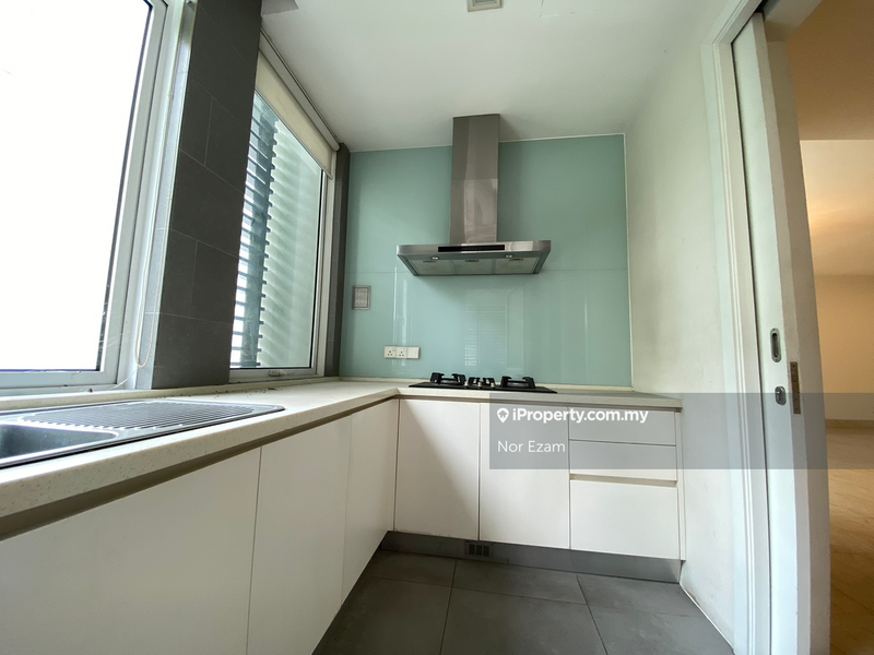 For Sale - Kenny Hills Residence