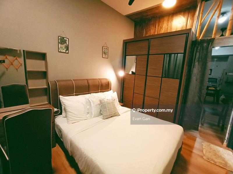 For Sale - The Quartz Residence