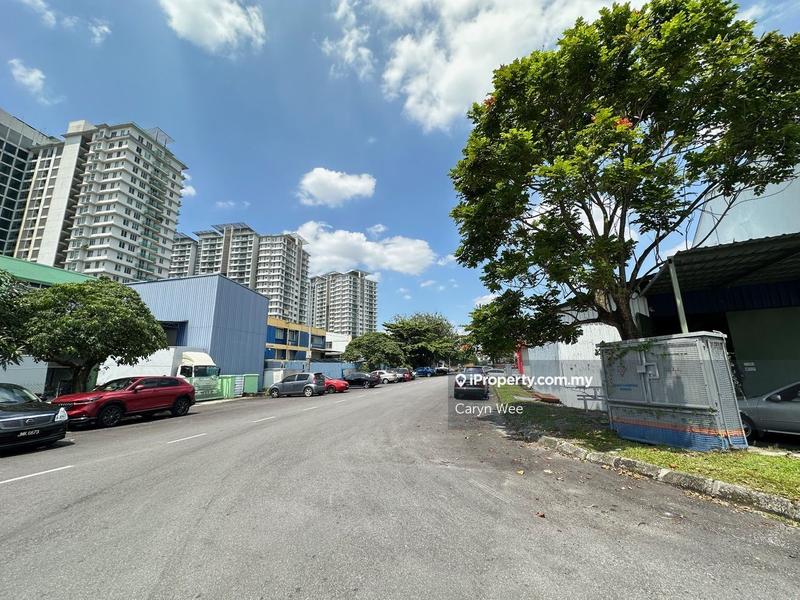 For Sale - 4.5% ROI VALUE BUY 4,000sf factory for sale at Subang Jaya