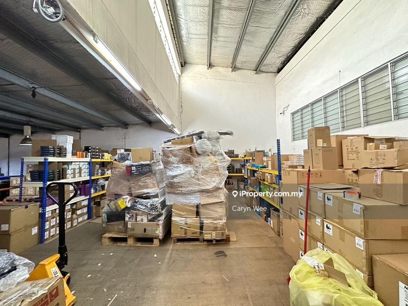 For Sale - GOOD BUY 4.5% ROI 2,000sf factory for sale at Subang Jaya