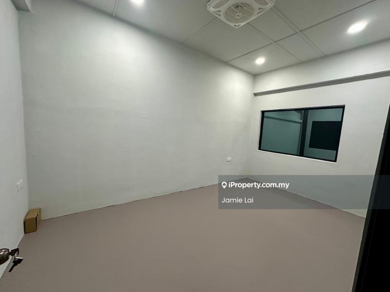 Shop for Rent in Ipoh Garden East, Ipoh by Jamie Lai - Interior - iProperty.com.my