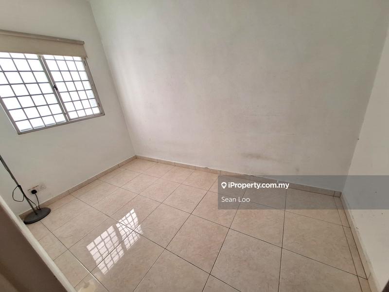 For Sale - Ketumbar Hill