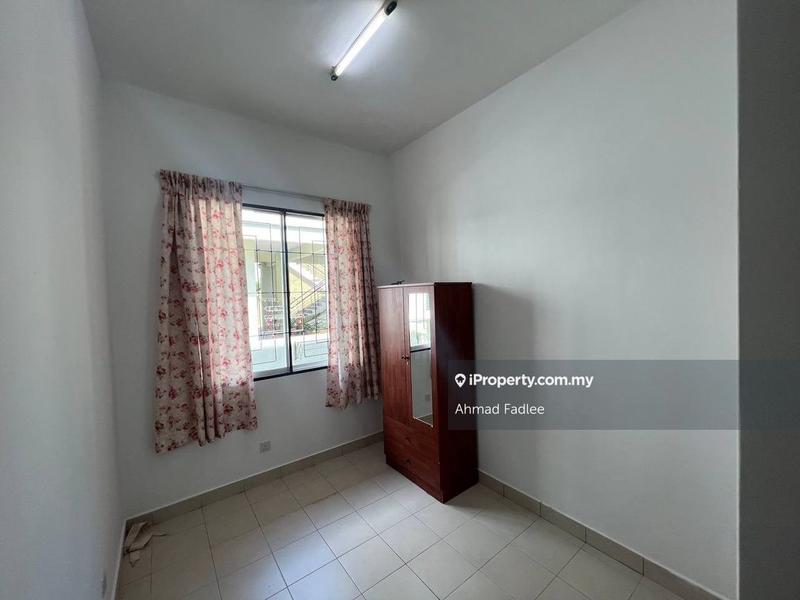 Bungalow House untuk Dijual di Kayangan Heights, Shah Alam oleh Ahmad Fadlee - iProperty.com.my