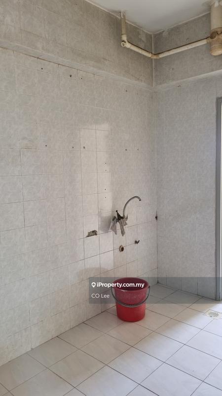 Condominium for Sale in Vista Millennium Condominium by CO Lee - iProperty.com.my
