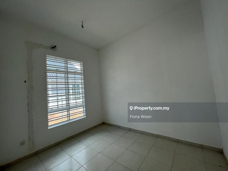Bungalow House for Sale in Taman Anjung Gapam, Bemban by Fiona Woon - iProperty.com.my
