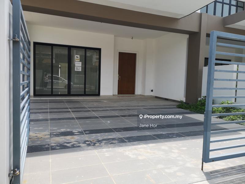 Rumah Teres 2-Tingkat untuk Dijual di 16 Sierra, Puchong oleh Jane Hor - iProperty.com.my